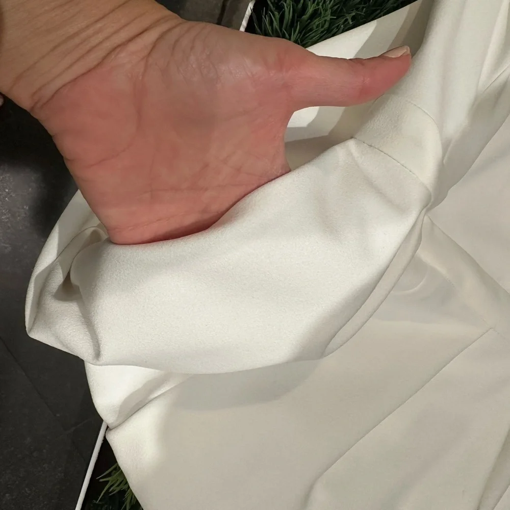 Xscape Strapless off shoulder white jumpsuit size 4 - Picture 6 of 8